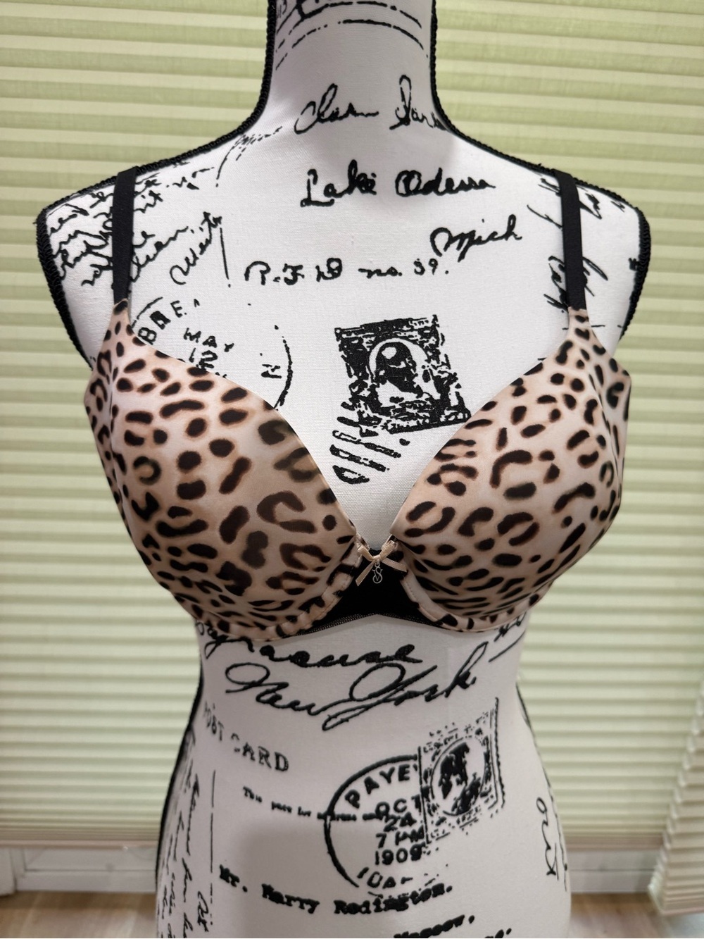 Victoria's Secret Leopard Print Push-Up Bra - Beige & Black